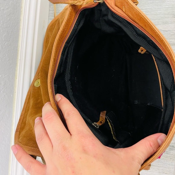 Brown Leather Fringe BOHO Embroidered Western Pattern Crossbody Flap Bag - Picture 11 of 15